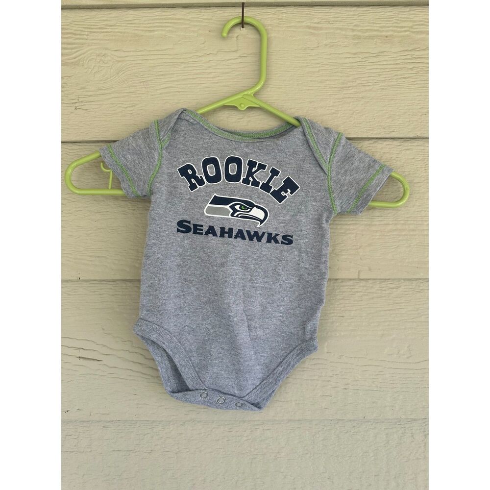NFL Team Apparel Seattle Seahawks Rookie Grey Green Trim Infant Onesie Size 6/9M